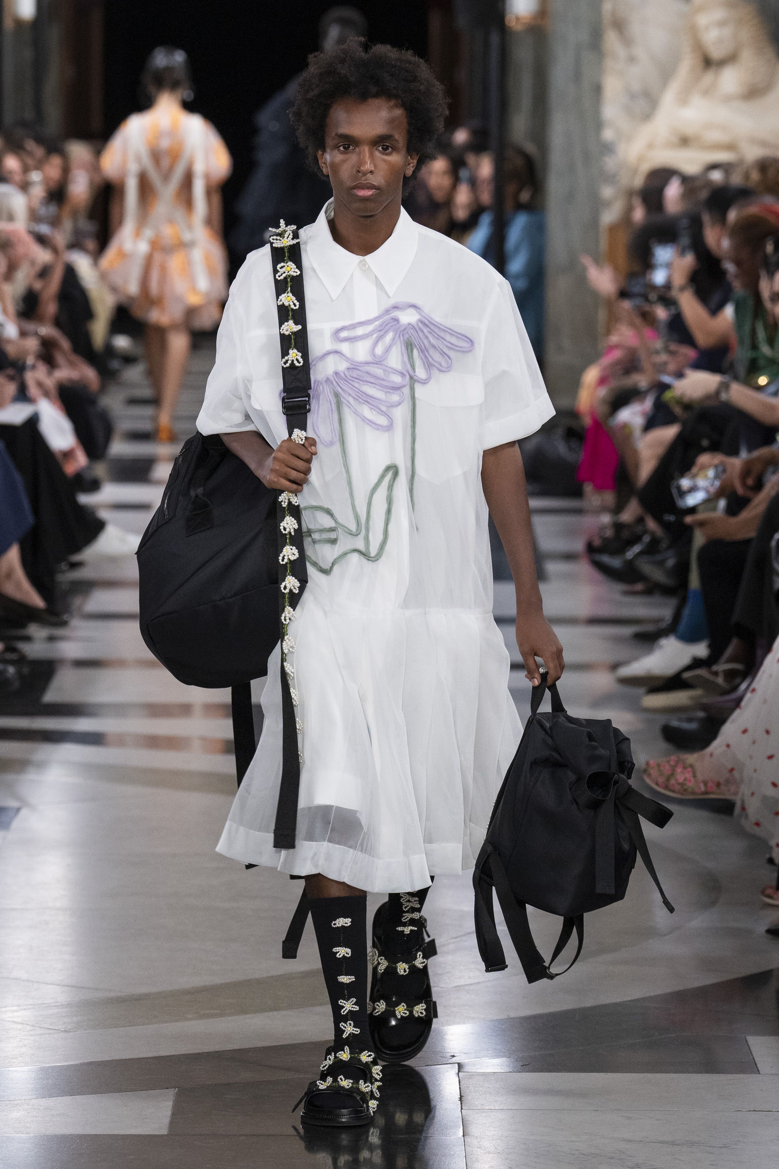 シモーネ ロシャ（SIMONE ROCHA）」2023春夏コレクション