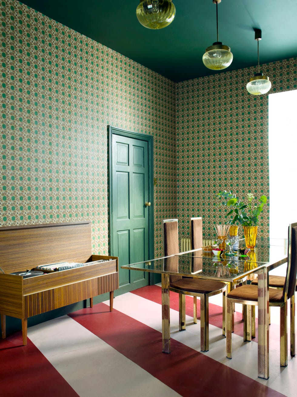 vintage, 1970s inspired townhouse in margate
