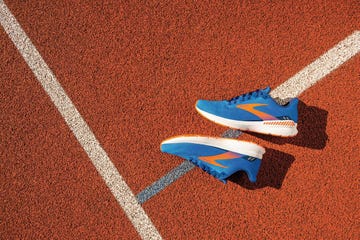 brooks launch 8