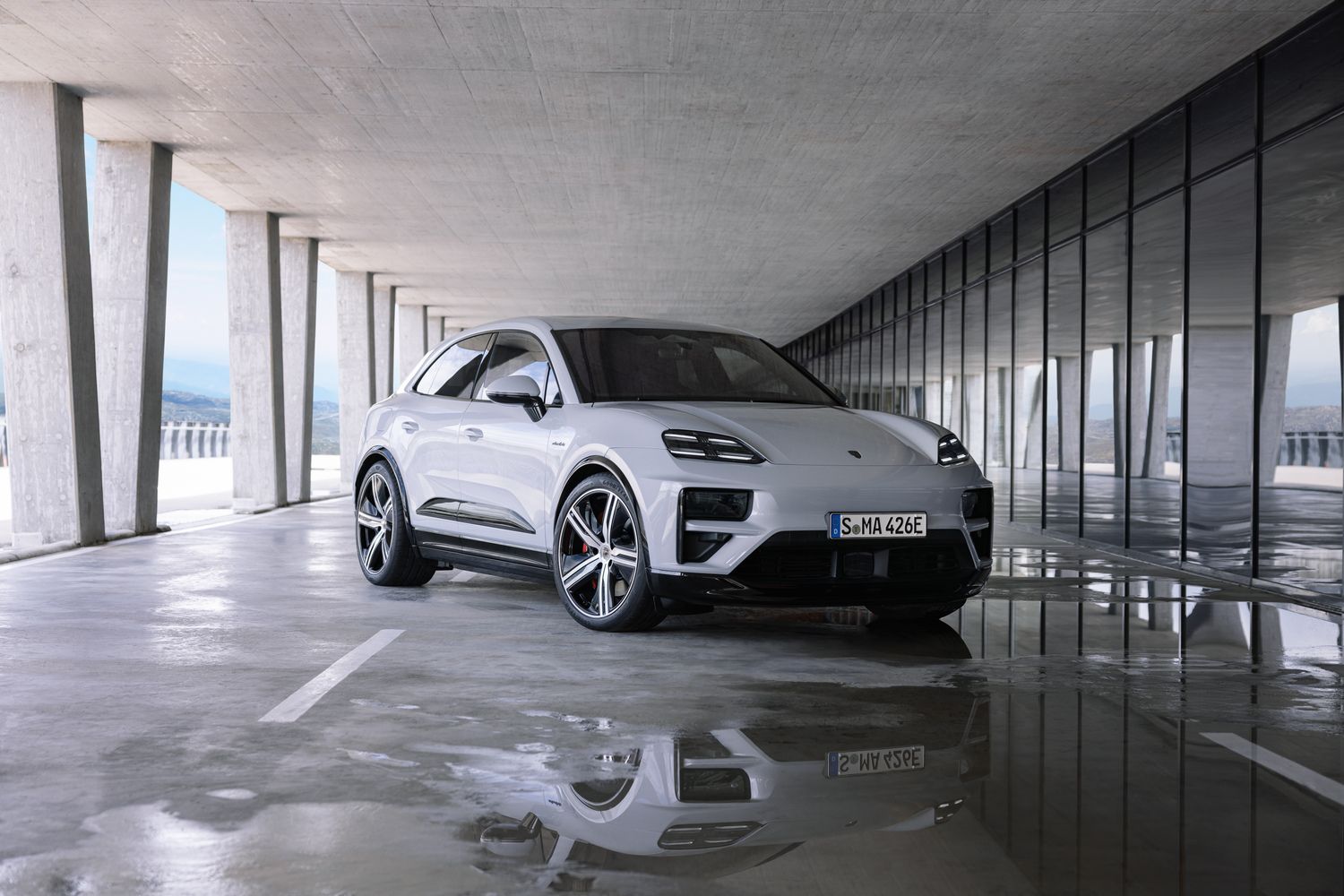 Macan, Il Primo SUV Elettrico Di Porsche | Elle Decor