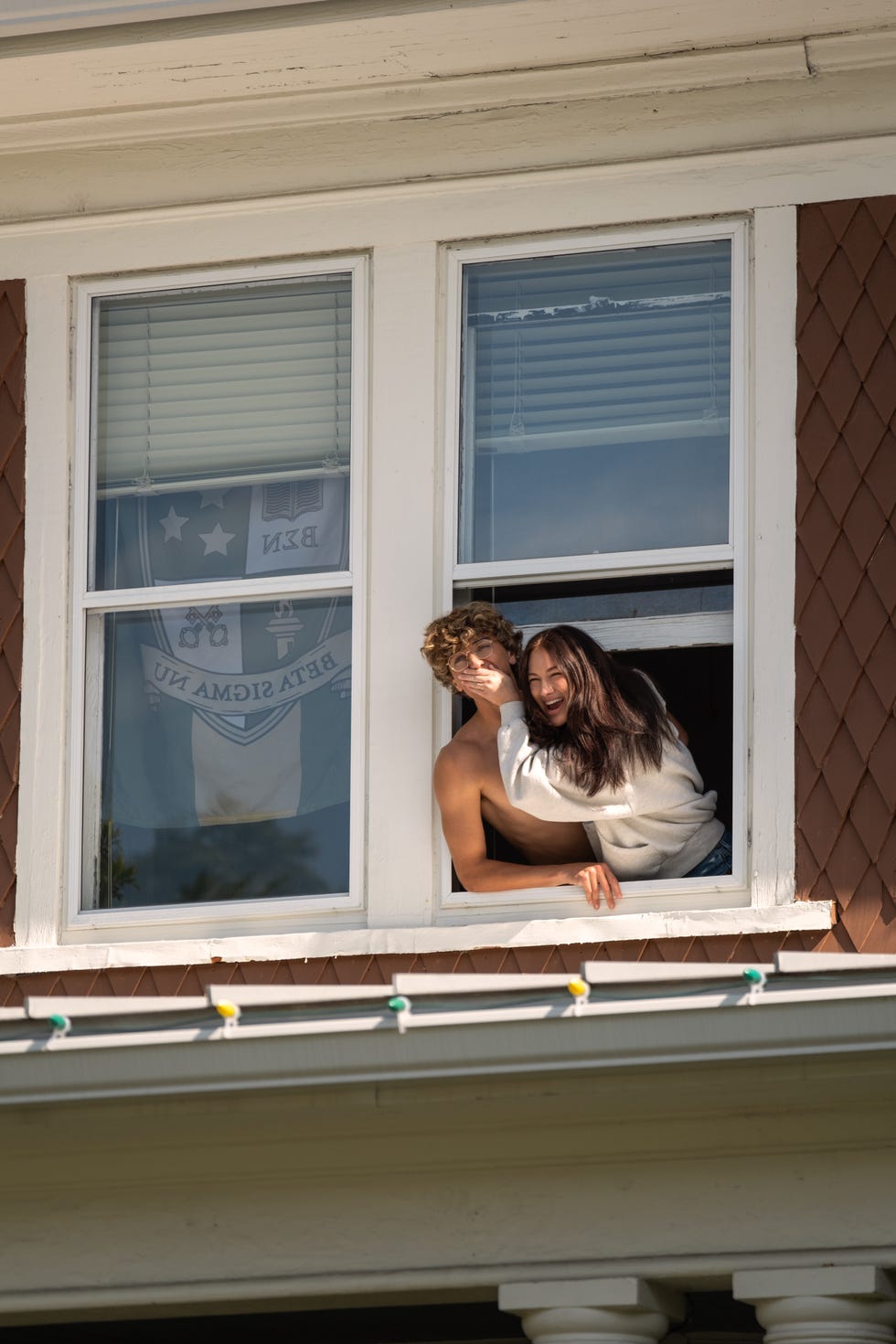 belly (lola tung) and jeremiah (gavin casalegno) in the summer i turned pretty photo: erika doss © amazon content services llc
