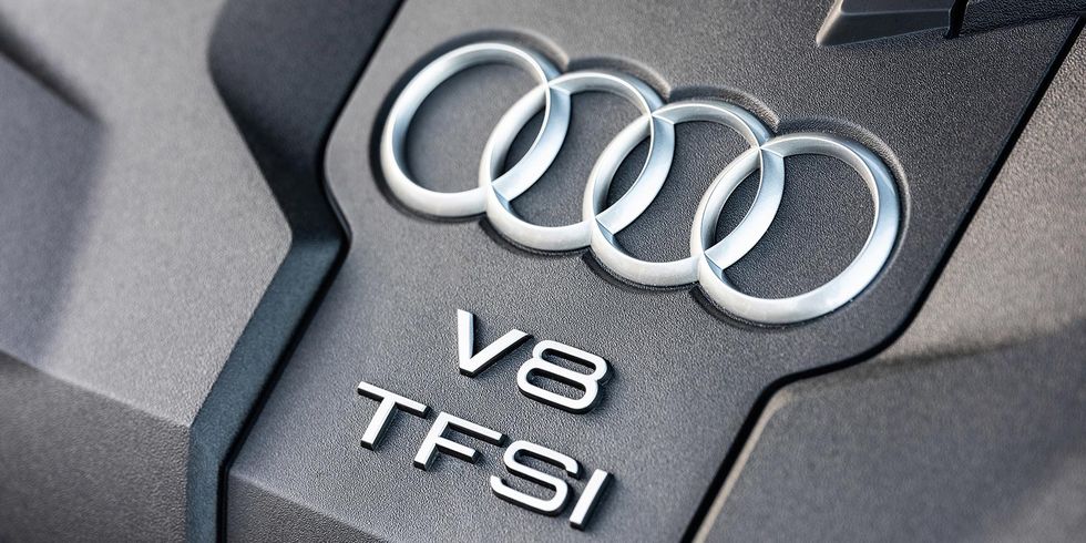 Audi S8 2019 - motor