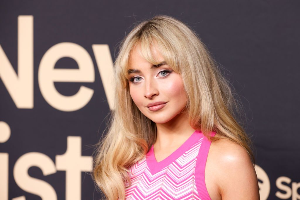 1024px x 683px - Sabrina Carpenter Hits the Red Carpet in a Sheer Pink Mini Skirt