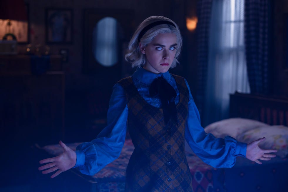 kiernan shipka let it snow netflix