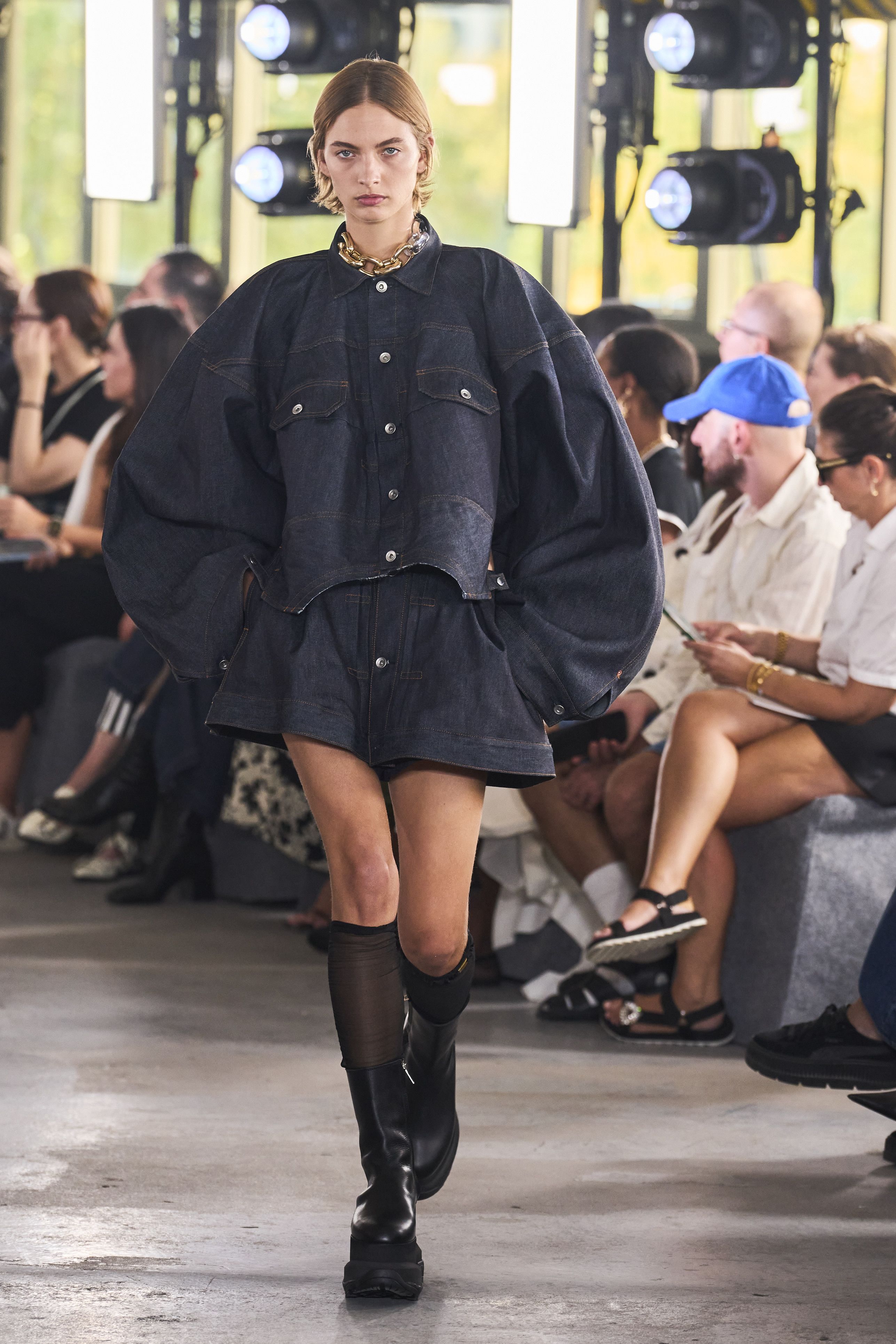 サカイ（SACAI）2024春夏コレクション | ファッション | ELLE