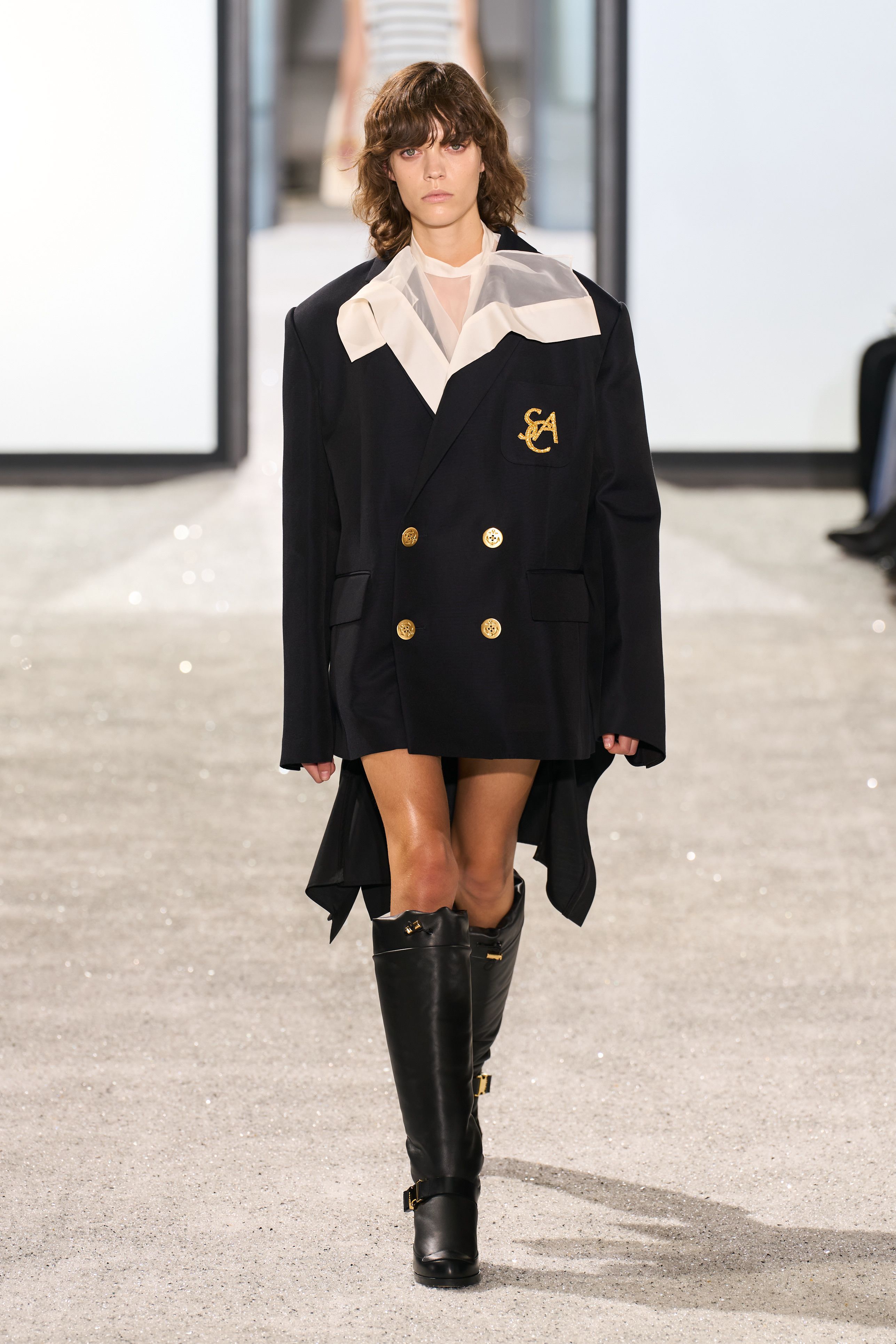 サカイ（SACAI）」2025春夏コレクション | ファッション | ELLE