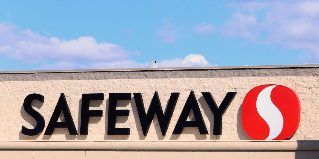 Safeway's Thanksgiving Hours in 2023