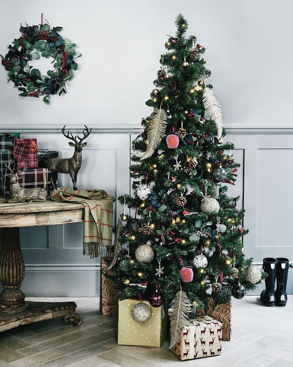 Christmas tree, Christmas decoration, Christmas, Christmas ornament, Tree, Colorado spruce, White, Home, Spruce, Holiday ornament, 