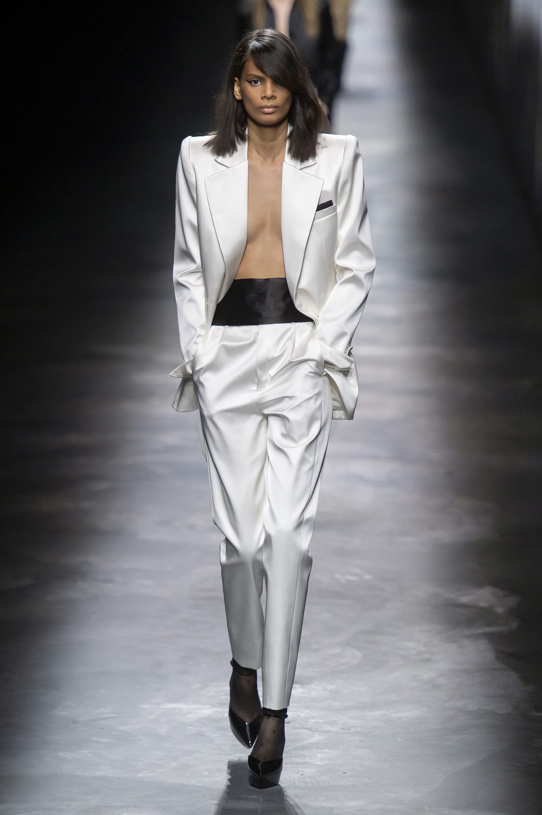 サンローラン」（SAINT LAURENT）｜2019秋冬NY、ロンドン