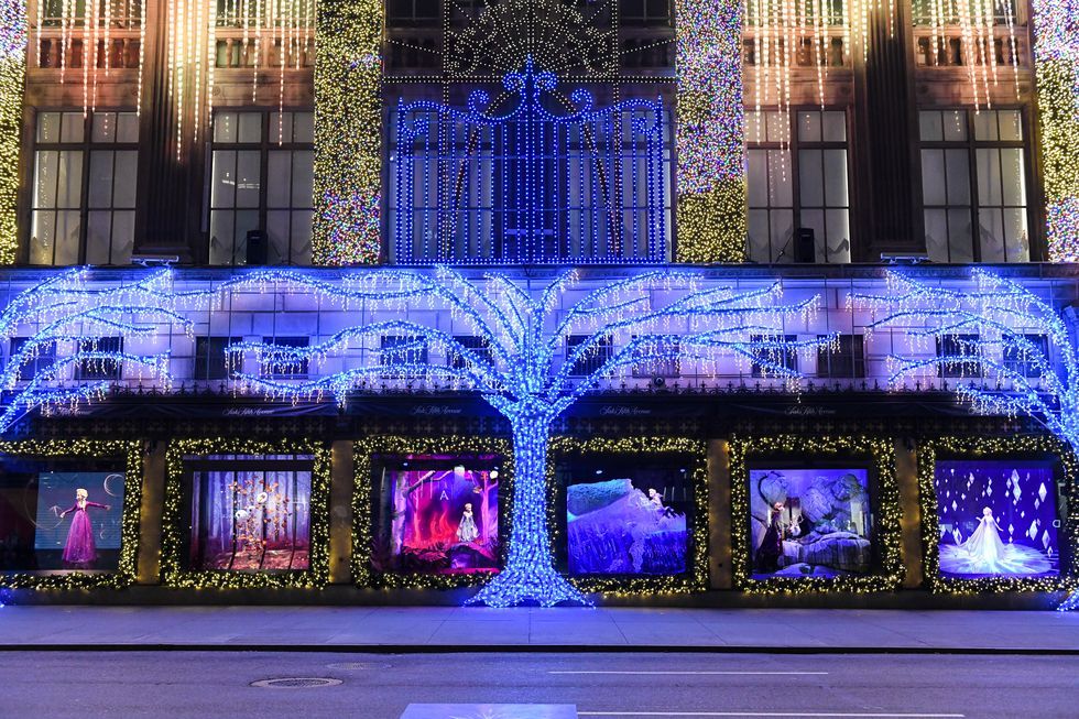 Sofitel New York unveils Louis Vuitton Christmas display