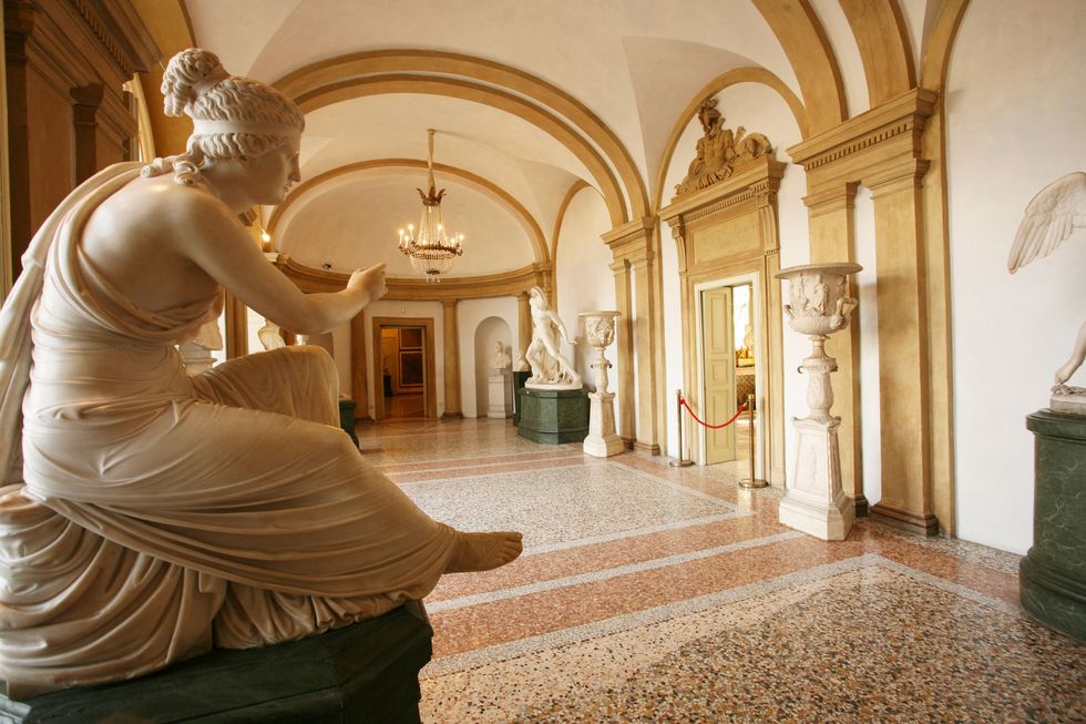 sala i figura allegorica statue giacomo spalla modern art museum villa reale galleria d'arte moderna via palestro 16 milan lombardy italy europe