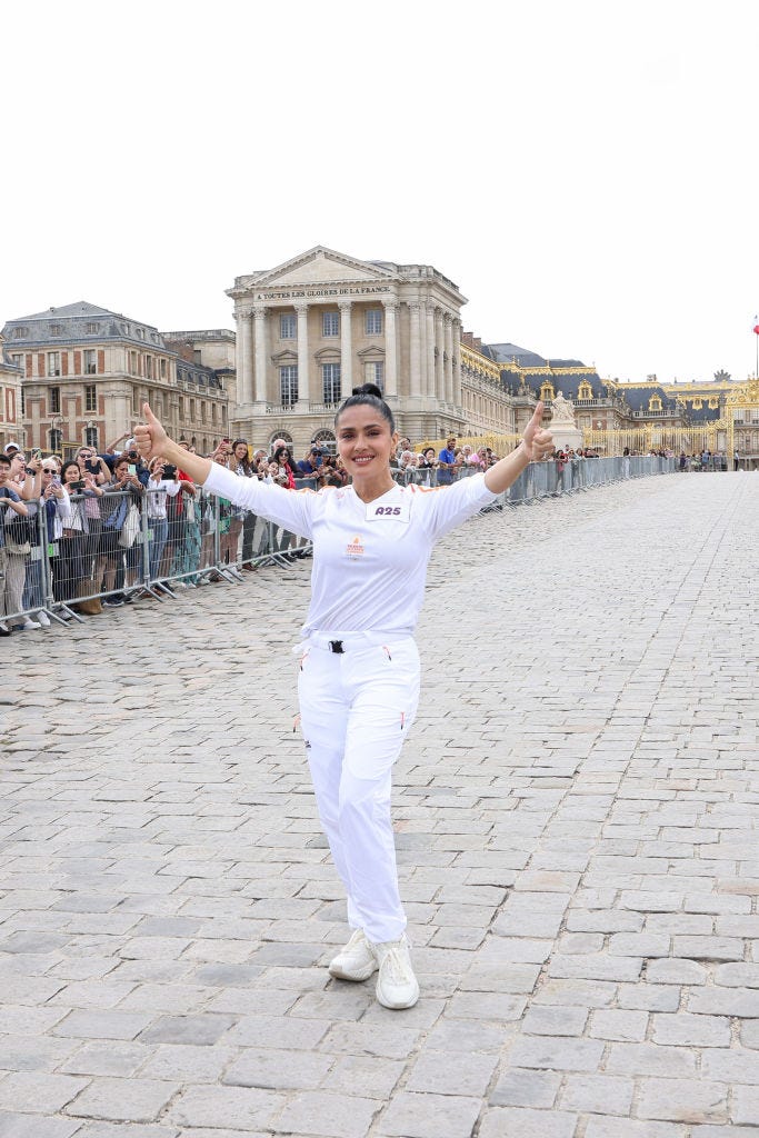 paris 2024 olympic games torch relay in versailles