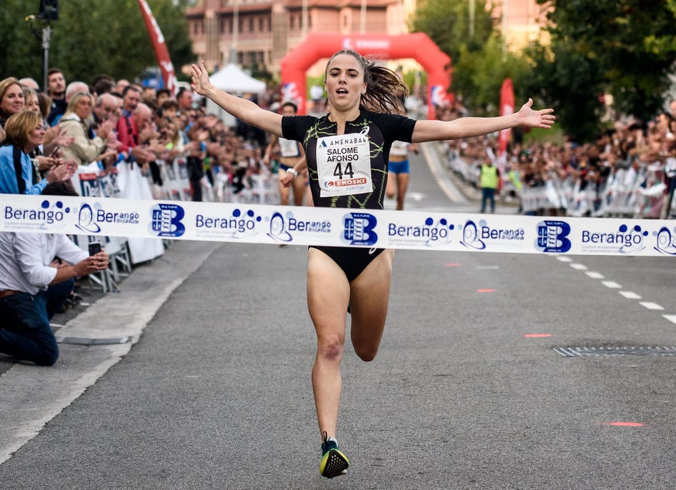salomé afonso gana la milla de berango 2022
