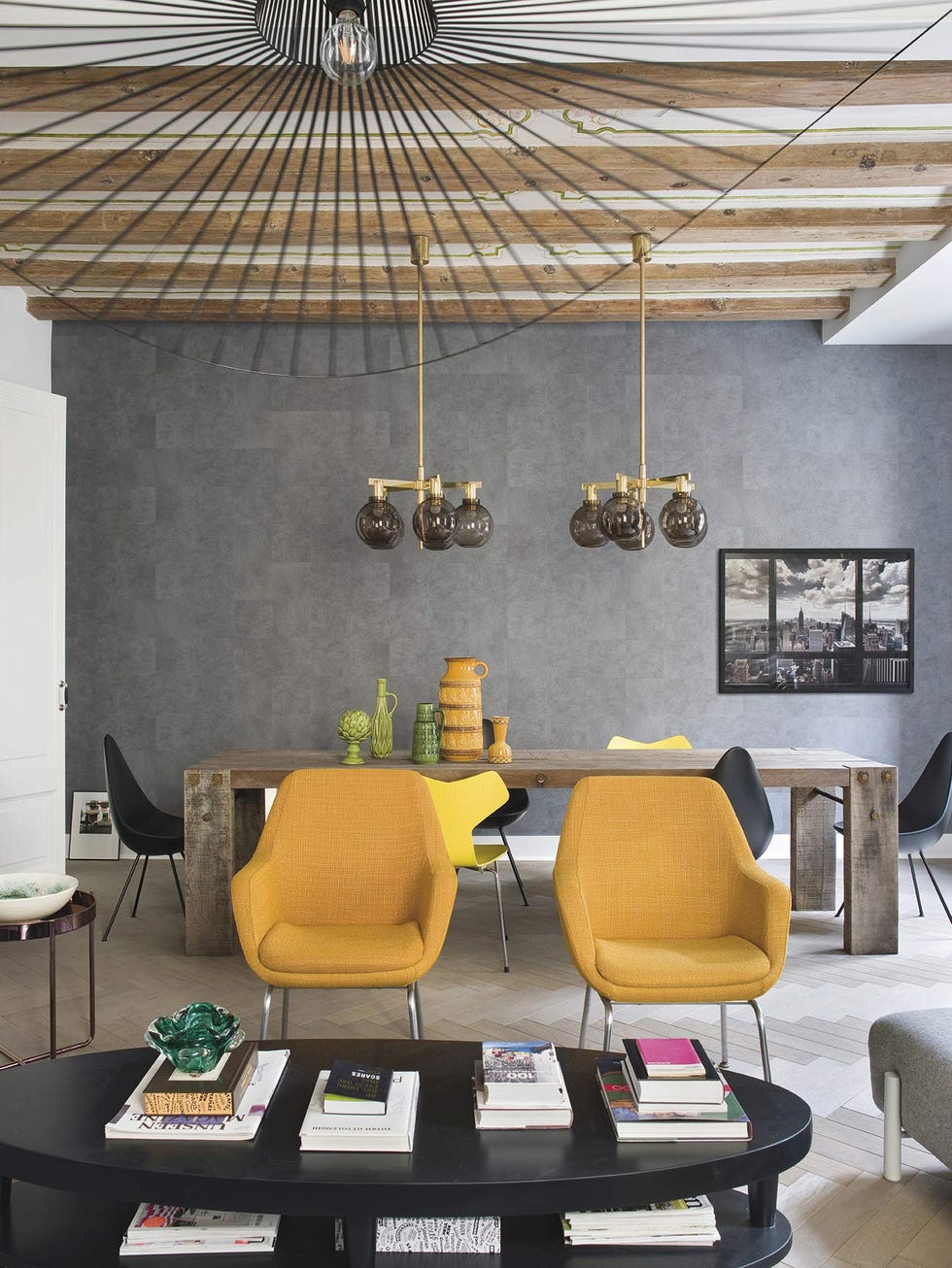 salón comedor sofisticado y cómodo comedor de madera