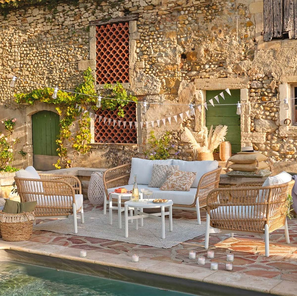 13 sillas, sillones y sofás de exterior bonitos y diferentes para que tu  terraza o jardín