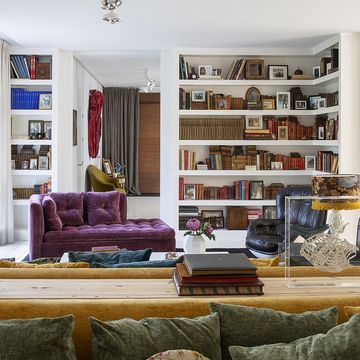 piso madrid estilo ingles salon con libreria asimetrica