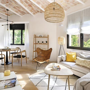 Cómo crear una lámpara de yute de techo DIY para decorar el salón, el dormitorio o la terraza cómo crear una lámpara de yute de techo diy para decorar el salón, el dormitorio o la terraza