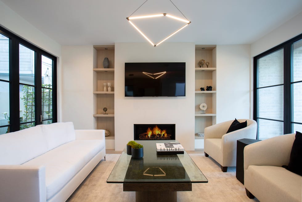 salón de diseño contemporáneo decorado en tonos neutros