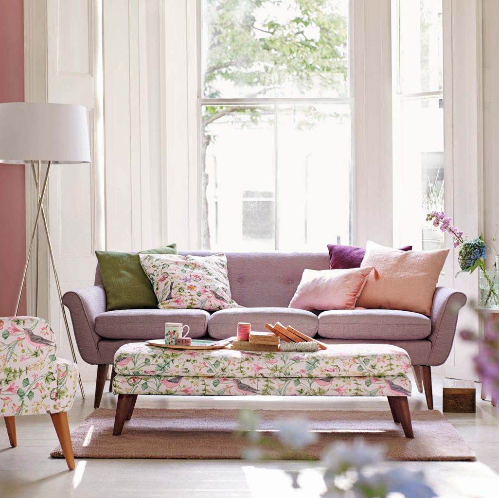 Siete sillones modernos y de tendencia para acompañar al sofá