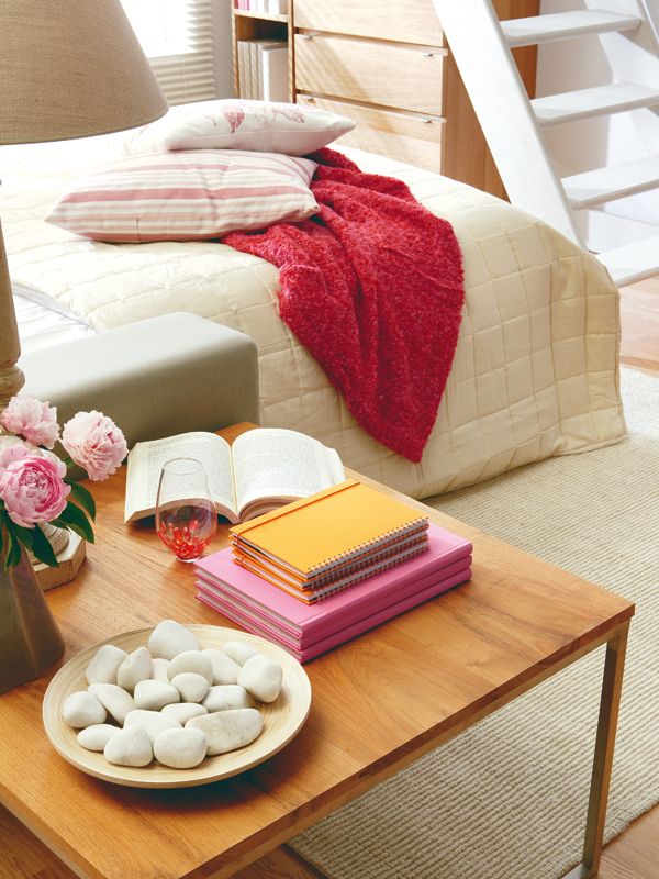 Furniture, Room, Living room, Bedroom, Table, Coffee table, Interior design, Bed, Floor, Cushion, 