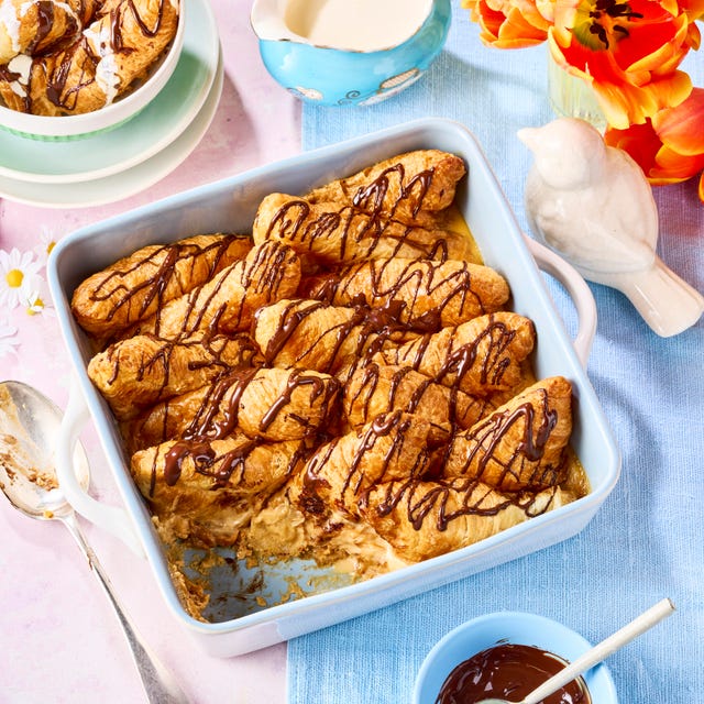 salted caramel croissant pudding