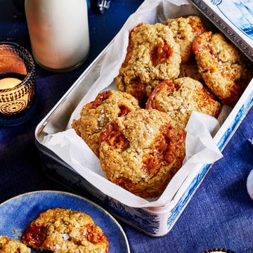 moreish salted toffee oaties recipe