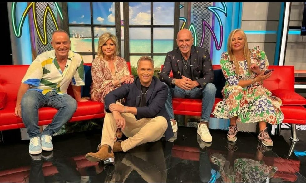 'sálvame' comienza sus grabaciones con netflix en el programa 'siéntese quien pueda' en miami
