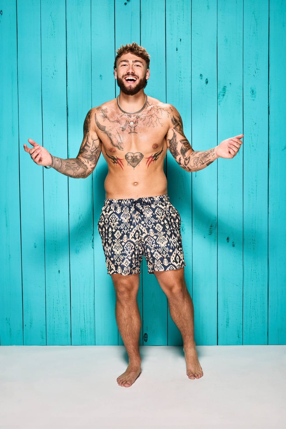 sam taylor, love island 2024