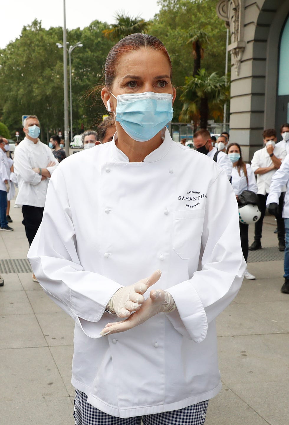 samantha vallejo nágera protesta frente al congreso de los diputados