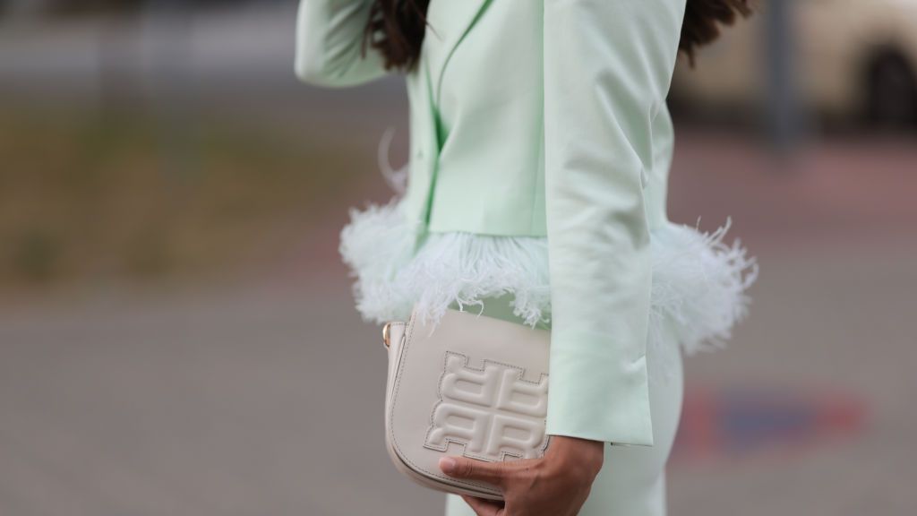 Moda Borse 2021: la nuova Coussin Bag di Louis Vuitton