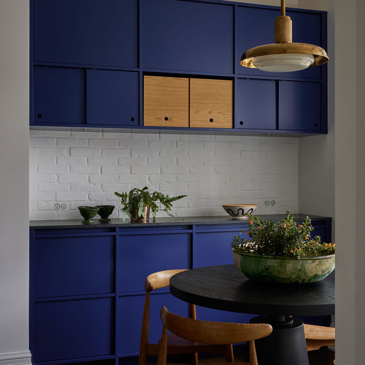 30 Bold Blue Kitchens That Are At The