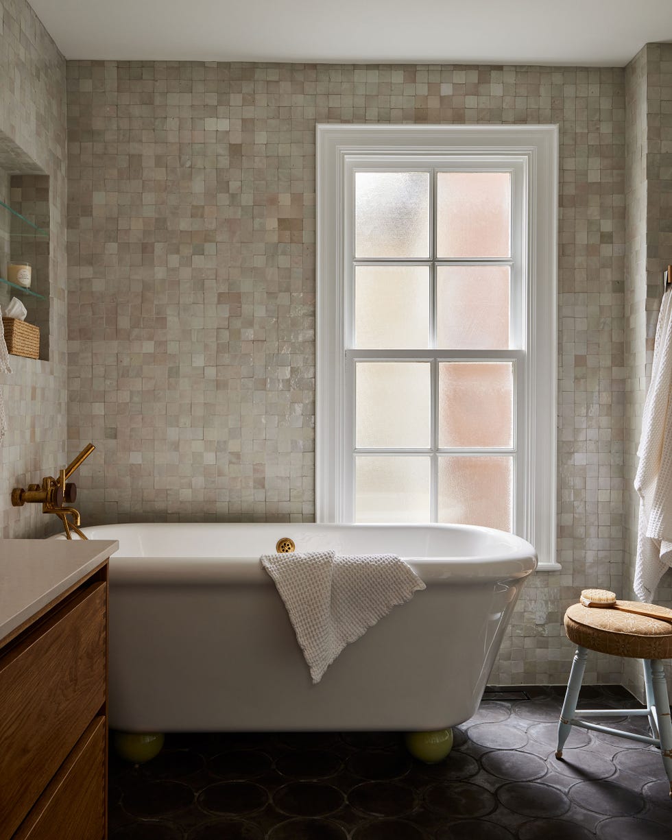 20 Beautiful Bathtub Ideas To Inspire Your Dream Remodel