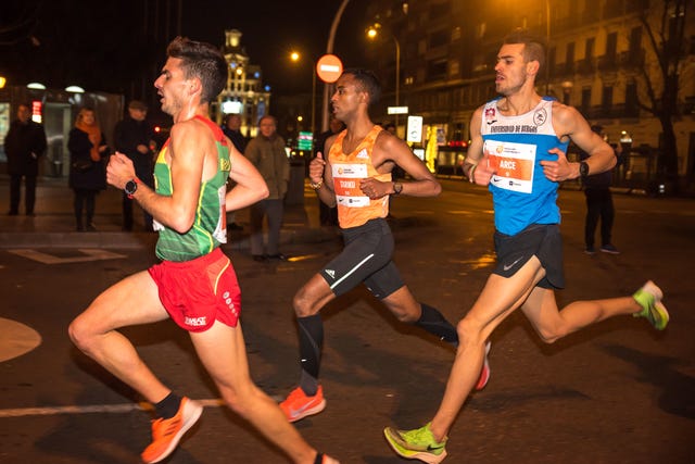 yago rojo, tariku bekele y dani arce corren en la san silvestre vallecana 2019