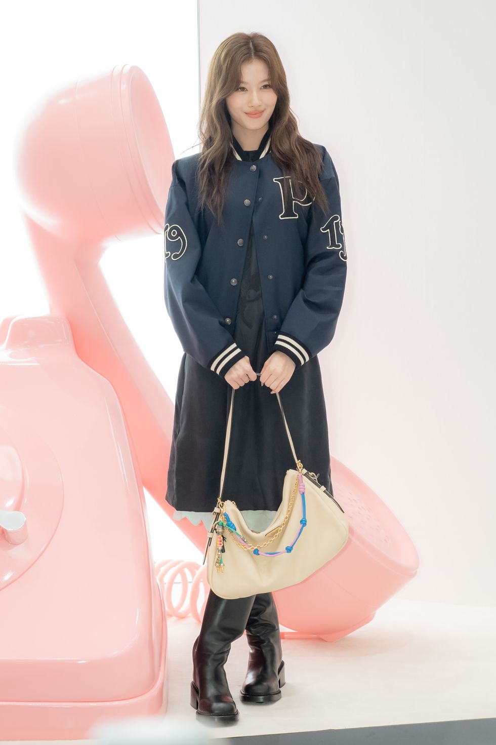 祝28歳! TWICE(トゥワイス)サナの愛され私服ファッション48 祝28歳! TWICE(トゥワイス)サナの愛され私服ファッション48