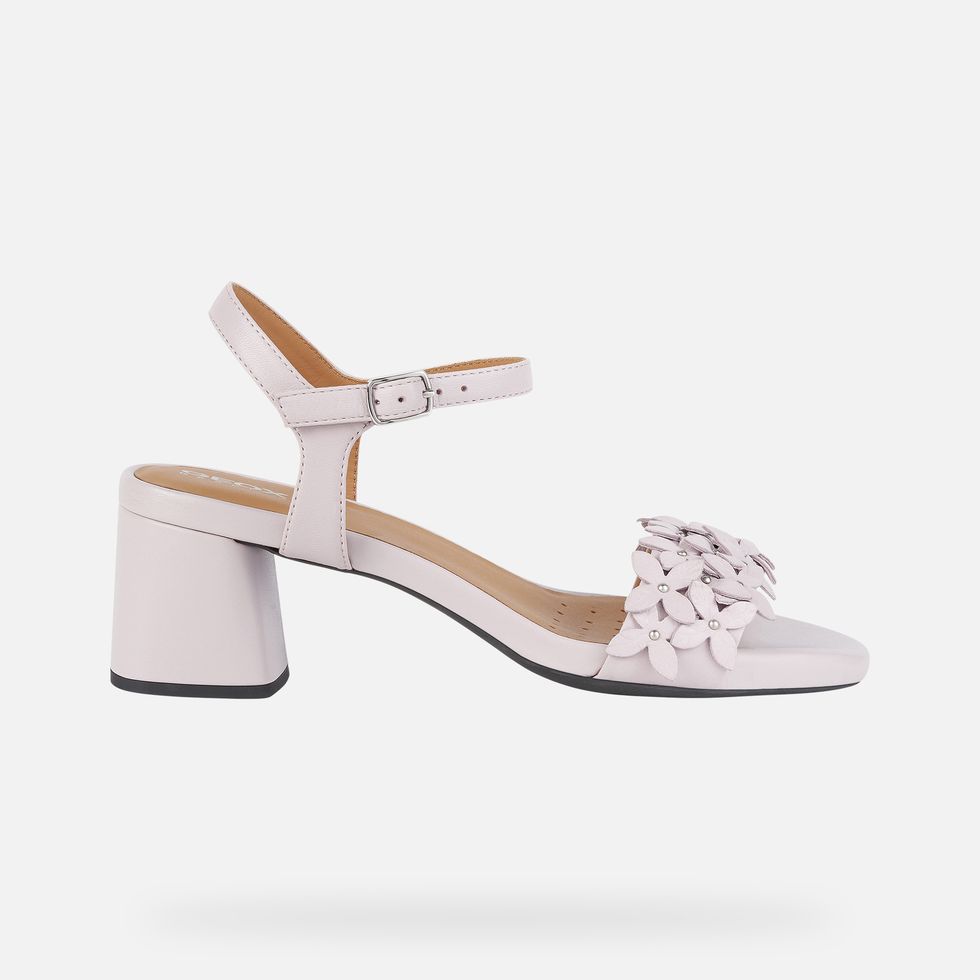 sandali eleganti estate 2022 quali acquistare secondo le tendenze donna