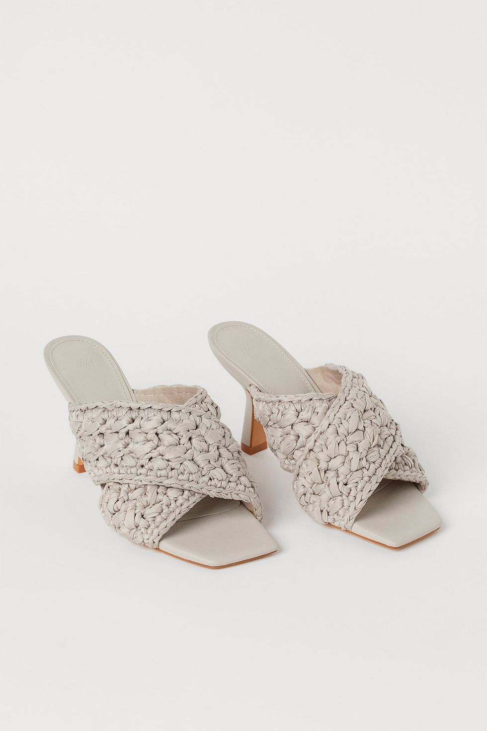 Estas sandalias tacón artesanas de H&M son lo