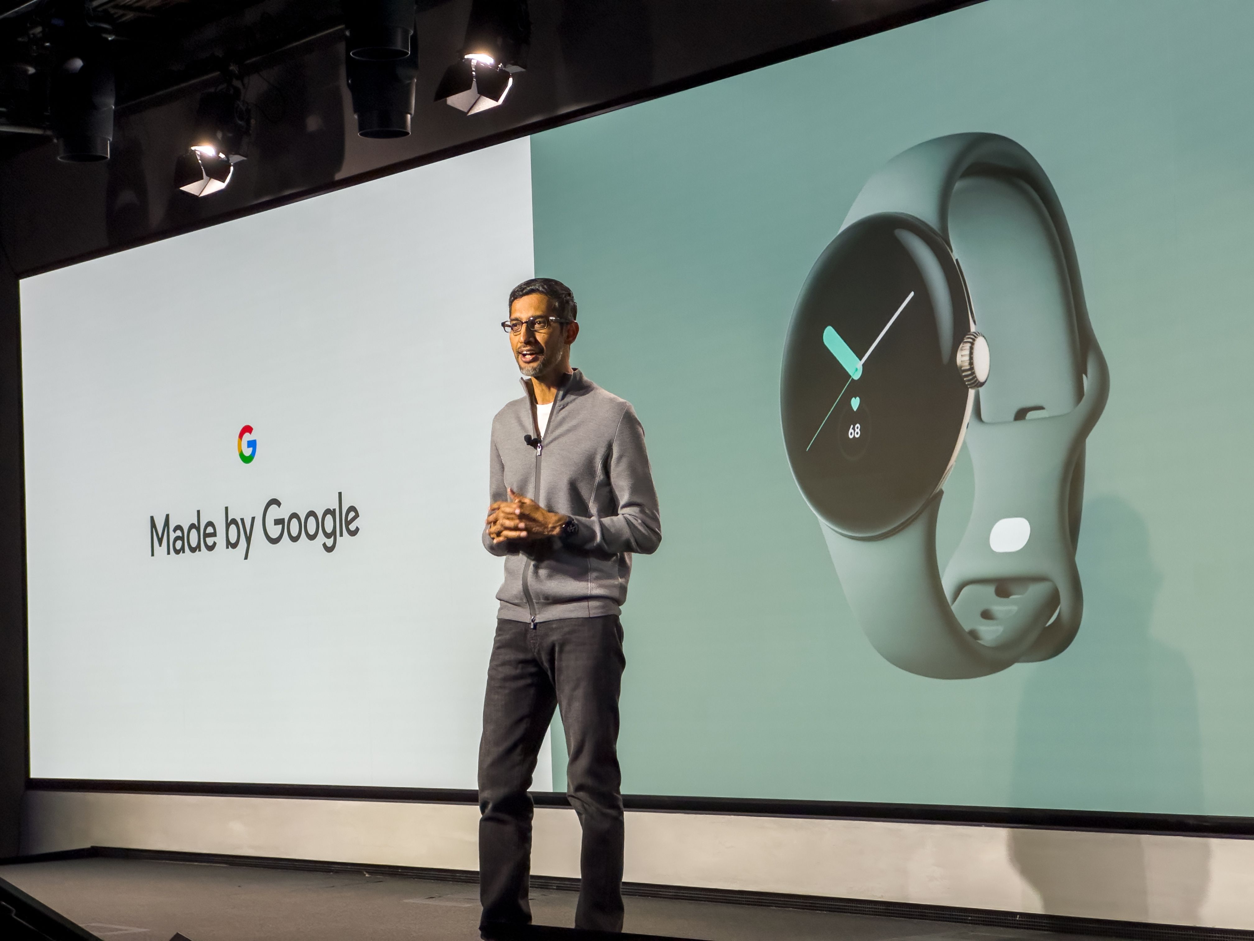 Google」初のスマートウォッチ”Pixel Watch”発表、41mmの美しいガラス