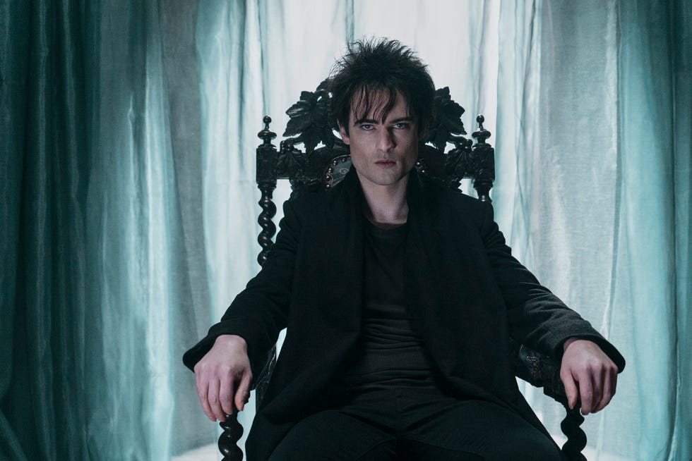 the sandman tom sturridge as dream in episode 101 of the sandman cr liam danielnetflix © 2022