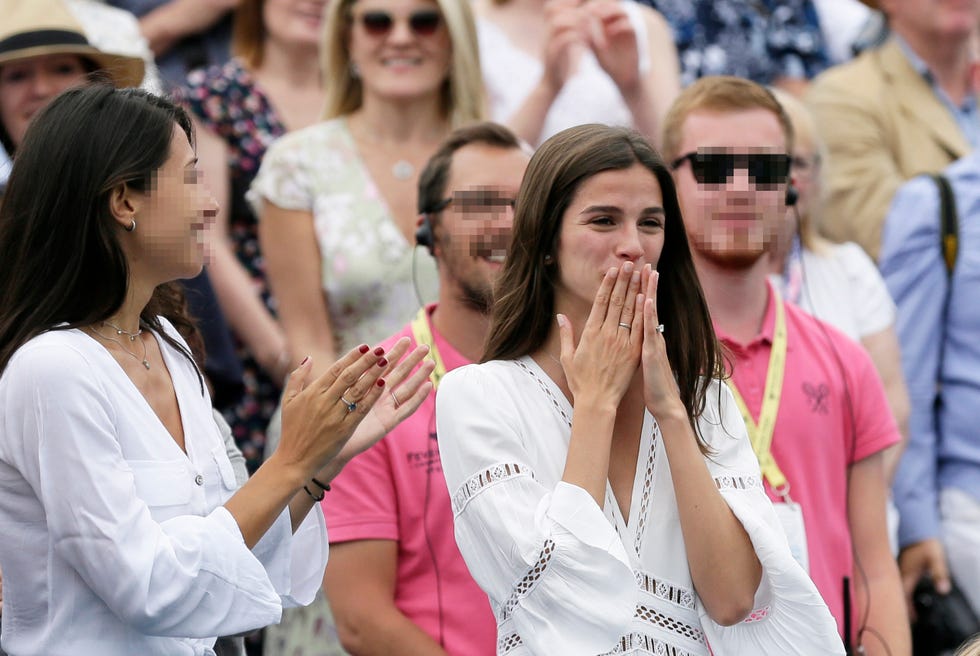 Sandra Gago en el torneo de Queen's apoyando a Feliciano López