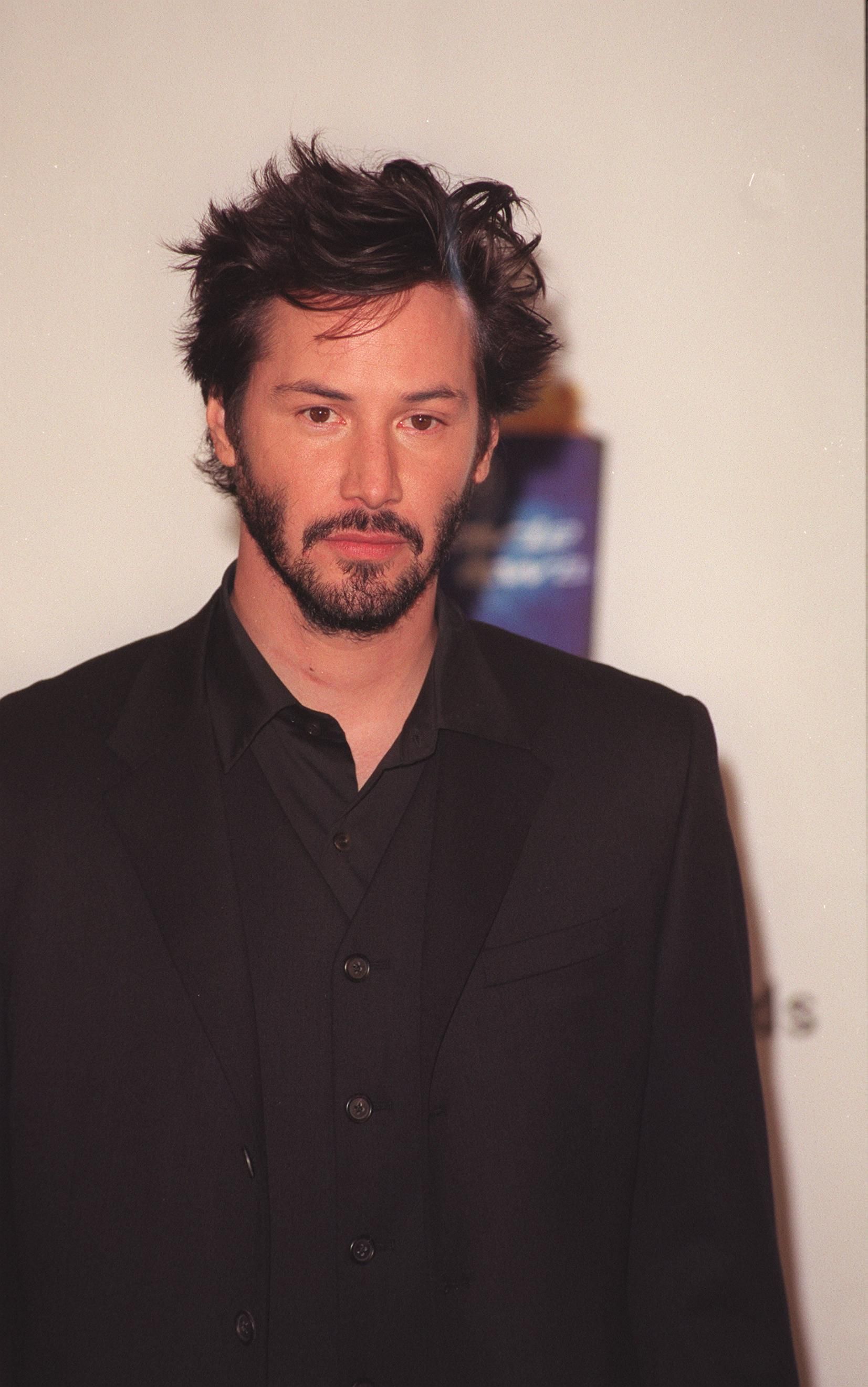 The Matrix 4 Keanu Reeves New Haircut Is Going To Make Fans Very Happy   Cinemablend