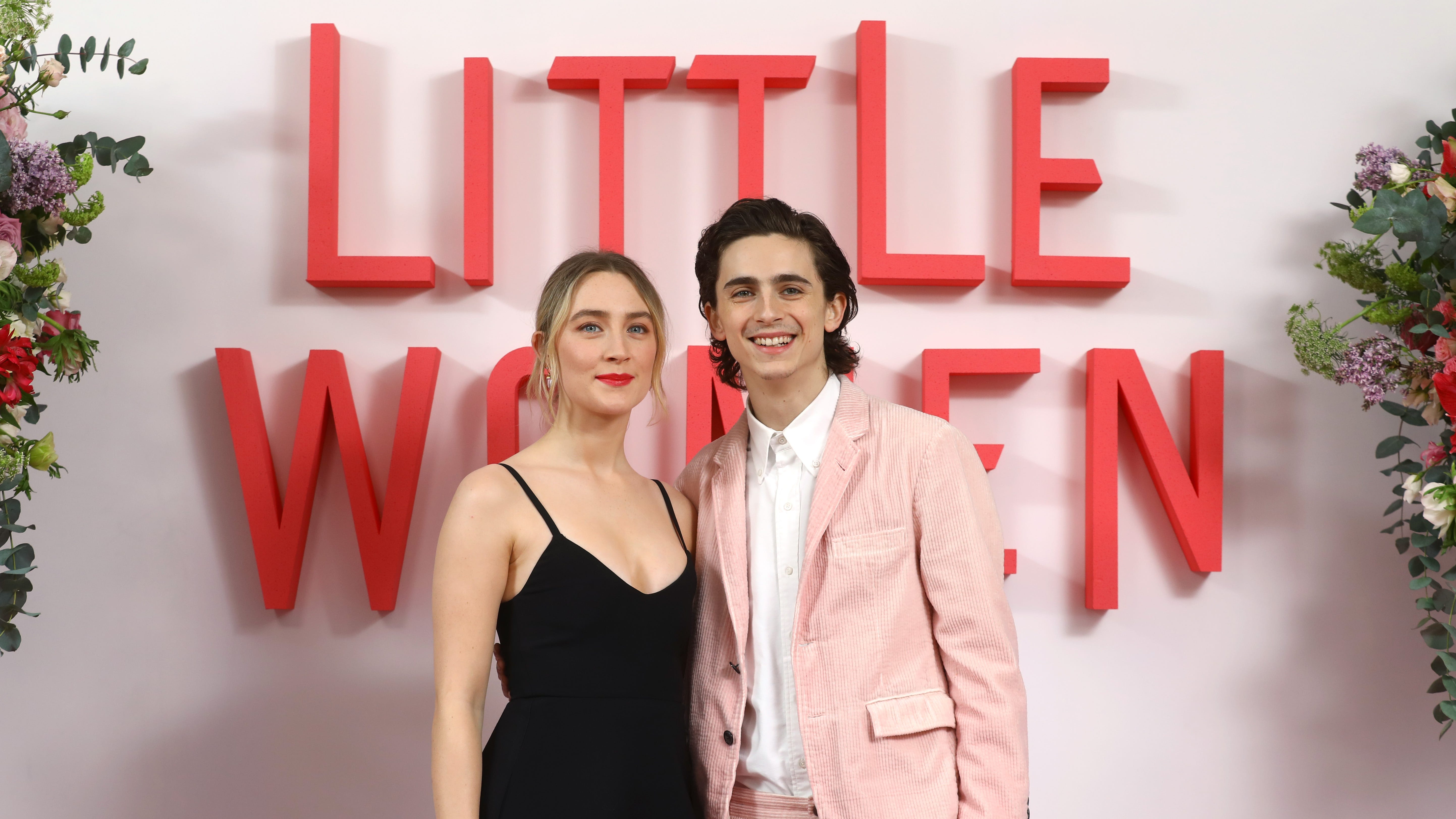 https://hips.hearstapps.com/hmg-prod/images/saoirse-ronan-and-timothee-chalamet-attend-the-little-women-news-photo-1689086254.jpg?crop=1xw:0.77721xh;center,top