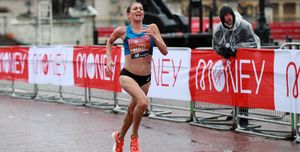 2020 virgin money london marathon finishing kick sara hall
