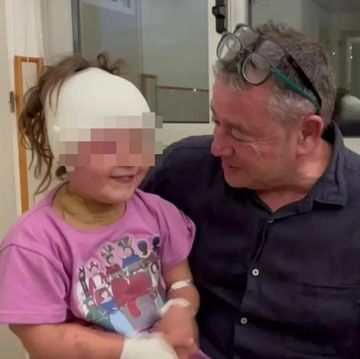 sara, la nina de 4 anos que se ha sometido a una operacion para sacarle una aguja del cerebro tras una intervencion por una caries