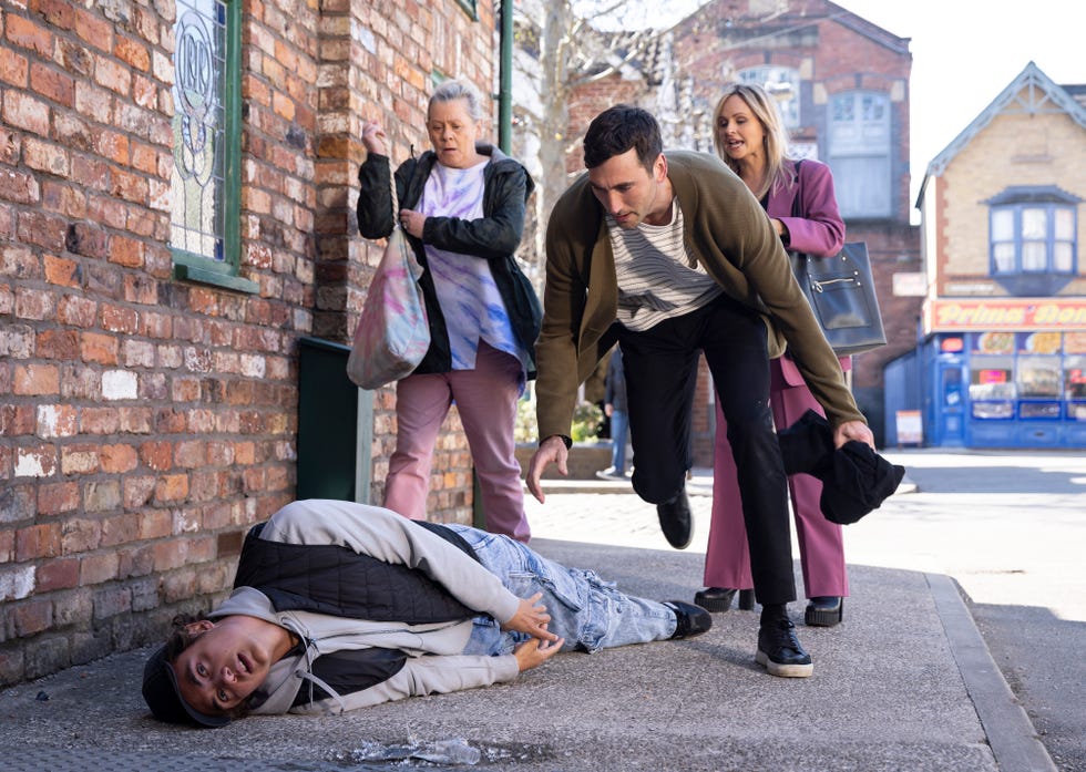 sarah barlow, kit green, bernie winter, brody michaelis, coronation street