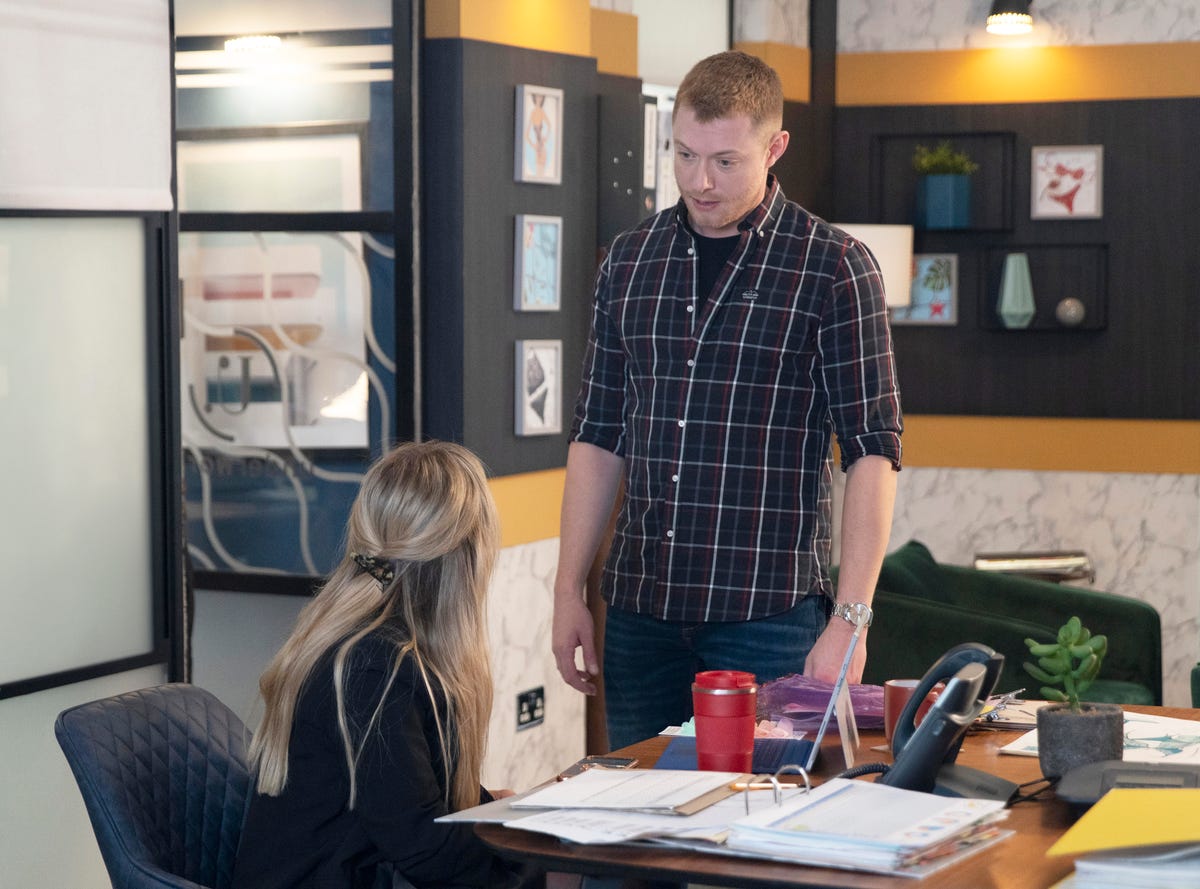 Coronation Street Soap Scoop! Sarah and Daniel get shocking news over  Bethany