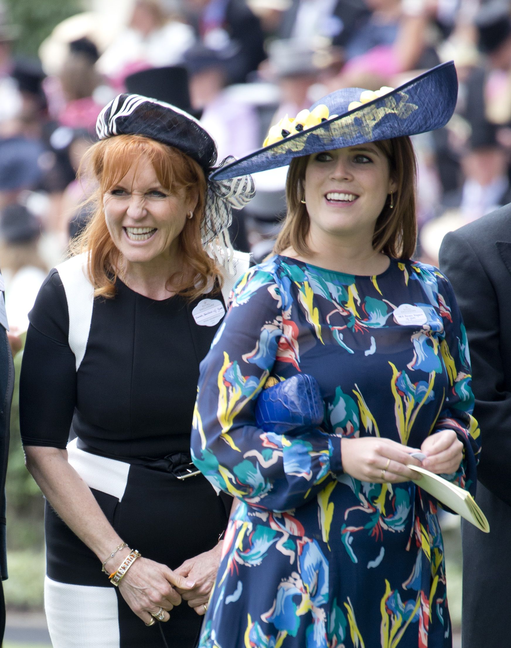 Princess Eugenie And Sarah Ferguson: Eugenie Adorable Candid Photos Of ...