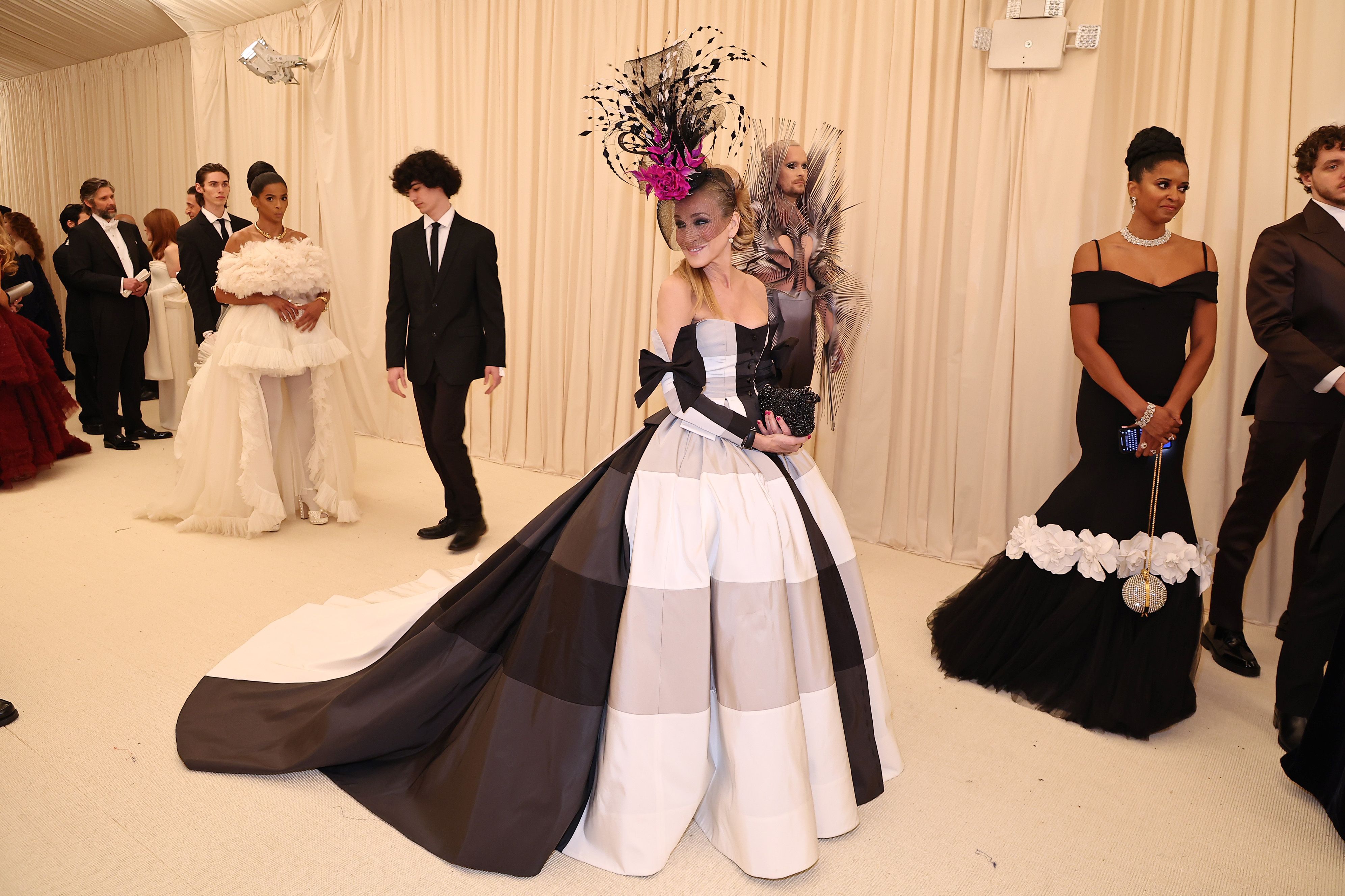 Met Gala 2022 Celeb Red Carpet Outfits: See Photos