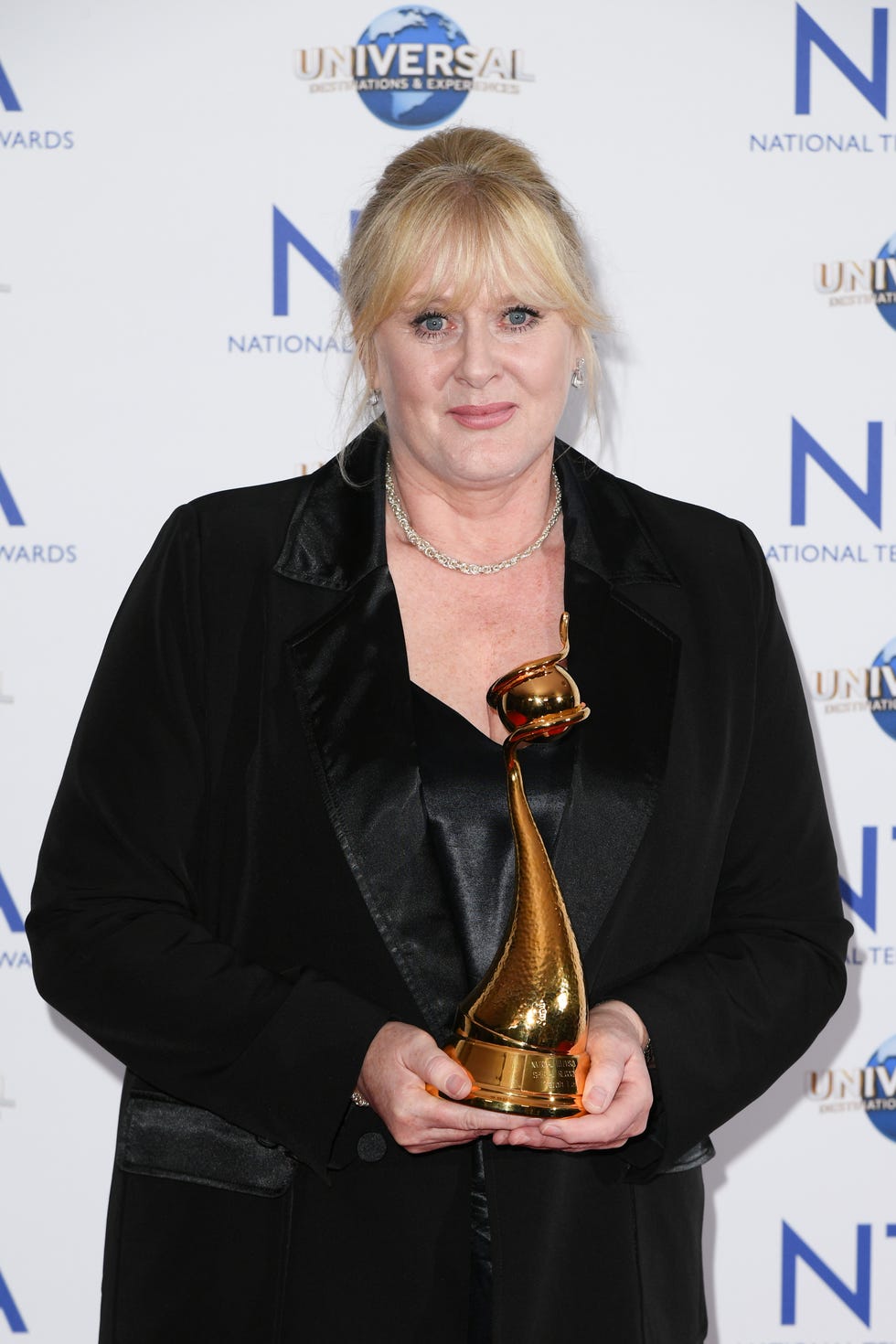 Sarah Lancashire joins cast of new Netflix thriller series