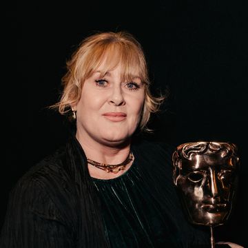 sarah lancashire with her bafta award for leading actress for happy valley