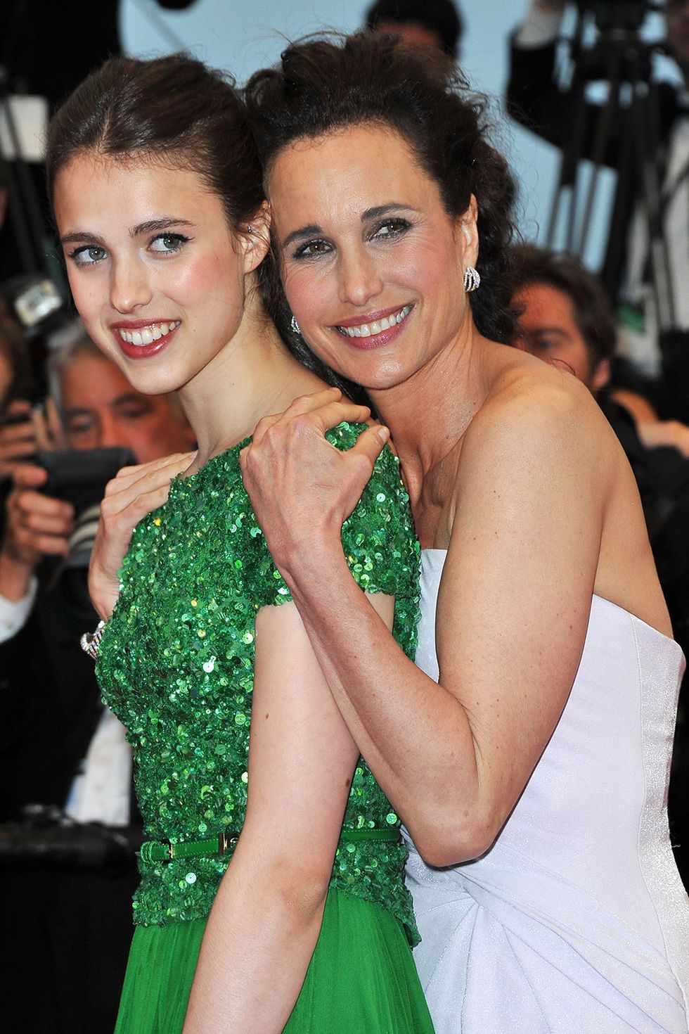 Sarah Margaret Qualley and Andie MacDowell